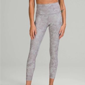 Lululemon Wunder Train High-Rise Tight 25"